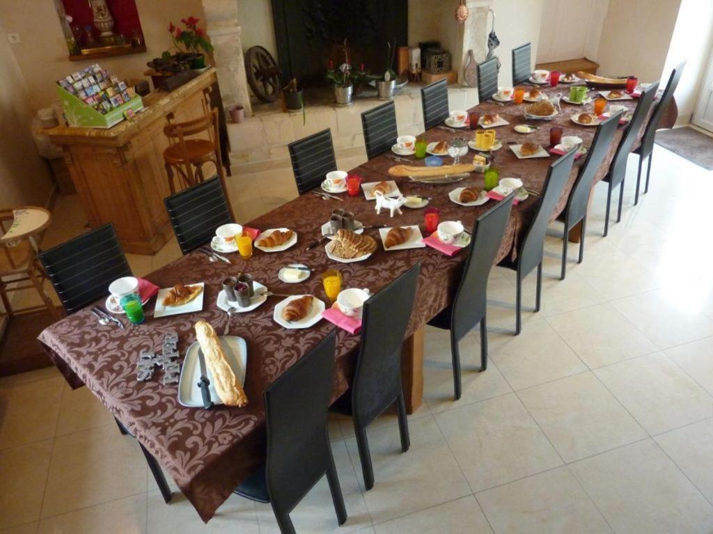 Domaine De La Hurel Airan Bagian luar foto